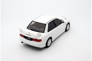 MITSUBISHI LANCER EVO III WHITE 1995 OttO mobile 1:18 Resinemodell (Türen, Motorhaube... nicht zu öffnen!)